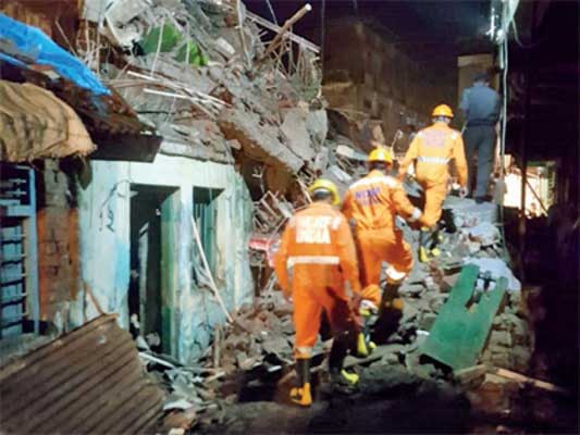 3-Storied Building Collapses in Bhiwandi Near Mumbai; 9 People Dead, Many Feared Trapped