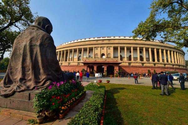 Fierce War Of Words In Lok Sabha; Words Like 'Dacoit', 'Donkey' & 'Robber' Used For Each Other