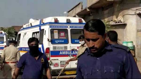 Ahmedabad : 9 dead in fire at textile godown on Piplaj Road, rescue operation going on