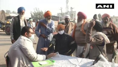 Farmers Protest : Medical camp set up on Singhu border for corona testing