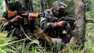 Jammu-Kashmir : Encounter between security forces and terrorists in Anantnag, One arrested