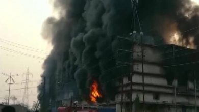 Breaking News : Fire breaks out at a chemical factory in Thane