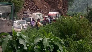 Breaking News: मंडी जिले के पंडोह में भूस्खलन से चंडीगढ़-मनाली NH 3 हुआ ब्लॉक्ड