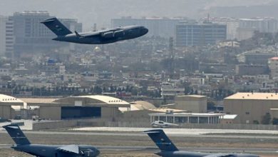 अब तक का सबसे बड़ा एयरलिफ्ट : अमेरिका ने छोड़ा अफगानिस्तान, 20 साल बाद उड़ा आखिरी विमान, तालिबान का पूर्ण स्वतंत्रता का ऐलान