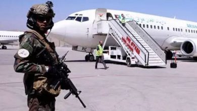 विदेशी लोग अफगानिस्तान छोड़ना चाहते हैं इस लिए तालिबाने अंतरराष्ट्रीय यात्रा का जल्द समाधान किया