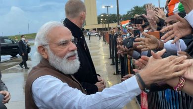 PM Modi पहुंचे वॉशिंगटन, एयरपोर्ट से होटल तक जोरदार स्वागत, बारिश में भी खड़े रहे लोग