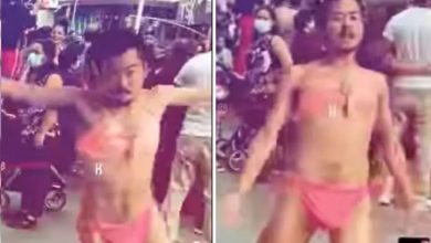 Video : सरेआम बिकिनी पहनकर पोल डांस करने लगा शख्स, हंसने को हो जायेंगे मजबूर