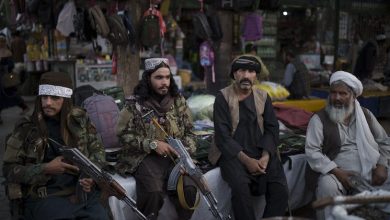तालिबान ने आत्मघाती हमलावरों की सराहना करते हुए हमलावरों को 'शहीदों' कहा