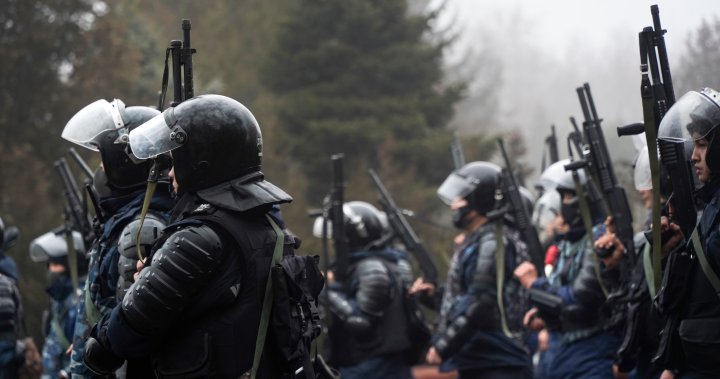 कजाखस्तान सरकार विरोधी प्रदर्शनियो को, राष्ट्रपति ने गोली मारने का आदेश दिया