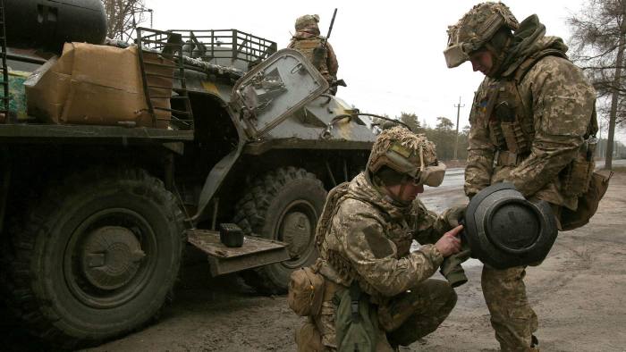russia Ukraine War : यूक्रेन की मदद करेगा नाटो,देंगा मिसाइल और ऐंटी-टैंक हथियार