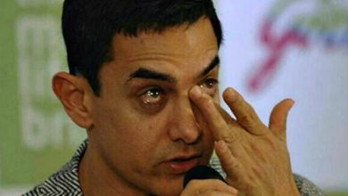फिल्म झुंड देख खूब रोये आमिर खान! आंखों से छलके आंसू - Video