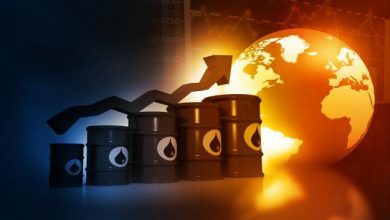 Russia Ukraine War: अमेरिकी प्रतिबंध से कच्चा तेल $ 130 प्रति बैरल पहुंचा, बढ़ सकता है संकट