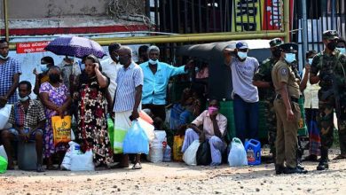 श्रीलंका बड़े आर्थिक संकट से घिरा, आम आदमी को महंगाई परेशान कर रही है