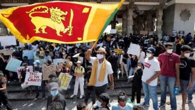 श्रीलंका: स्थिति तब और भयावह हो गई,प्रदर्श नकारियों कब छोड़ेंगे राष्ट्रपति भवन