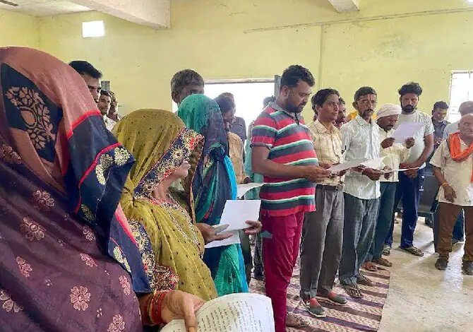 Gujarat Elections 2022: गुजरात के इस गांव नहीं प्रचार की इजाजत,फिर भी होता अधिक मतदान