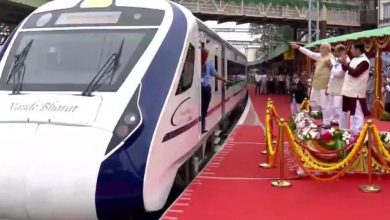 PM मोदी ने बेंगलुरु में 5वीं वंदे भारत ट्रेन को दिखाई हरी झंडी